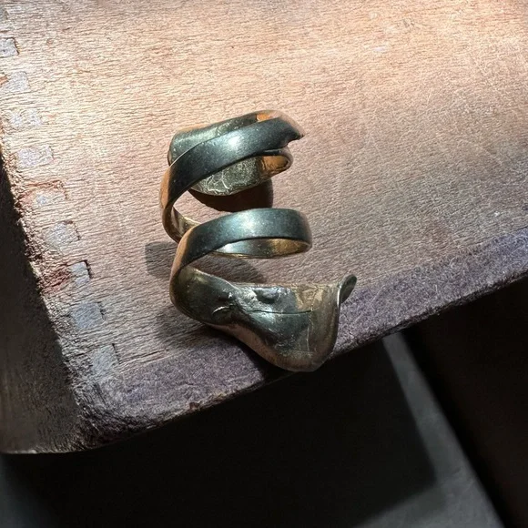 Chunky statement brass wrap adjustable natural organic ring sculptural gold - Picture 5 of 7